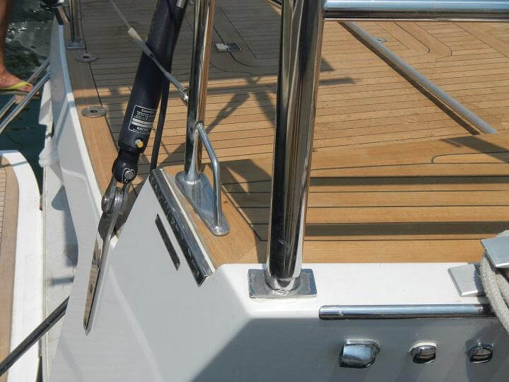 2 Dettagli Attacchi Coperta